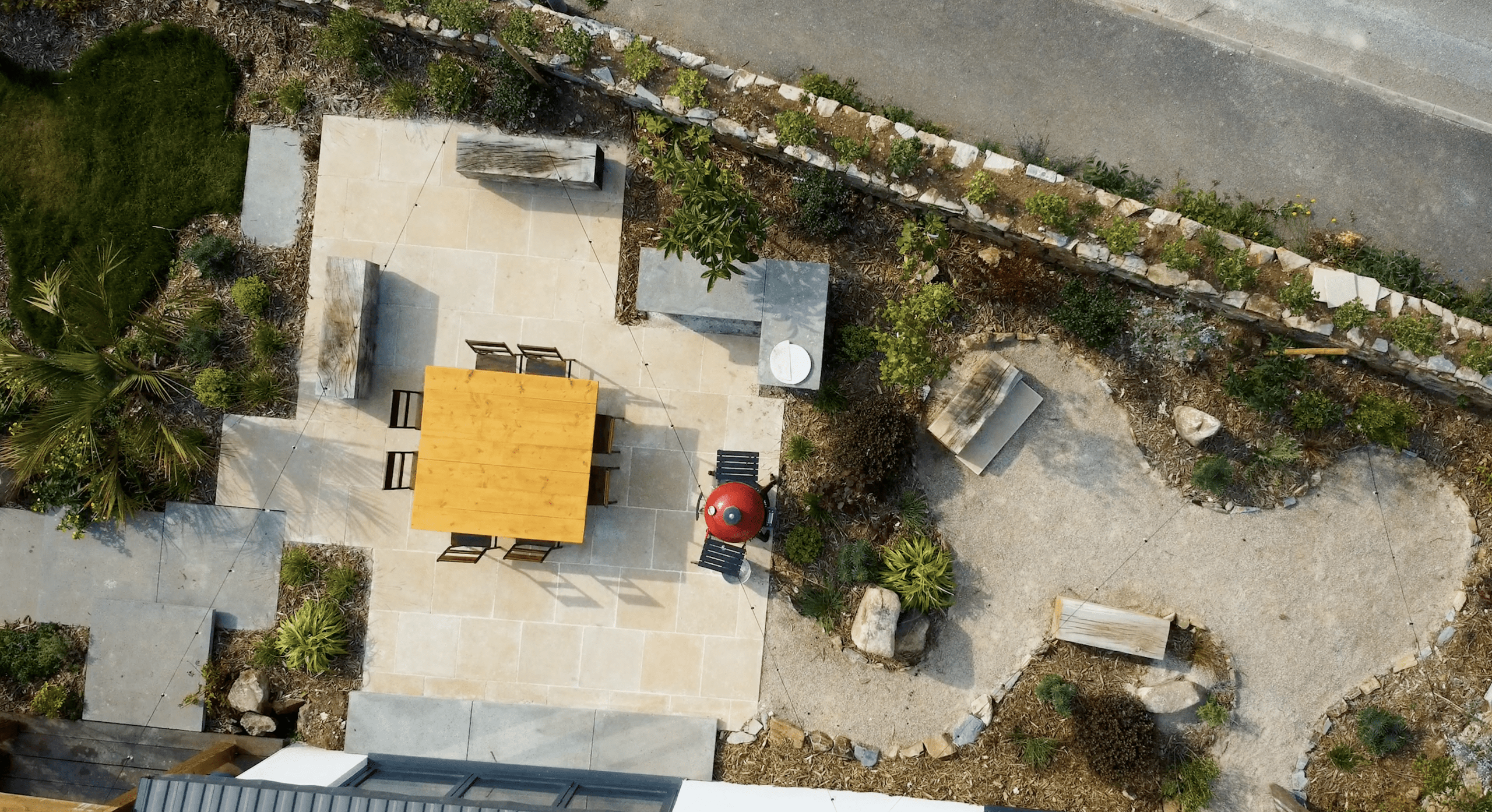 Contemporary Bungalow Wrap-Around Garden